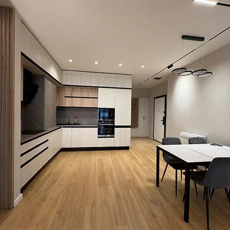 Blue Boutique 1 * Тирана